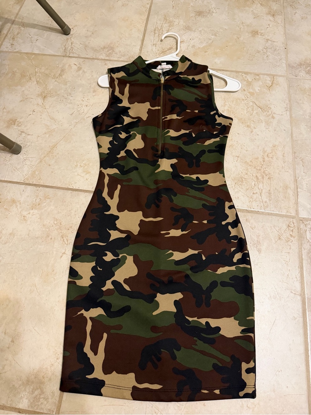 a'gaci Green Camouflage Mock Neck Bodycon Mini Dress